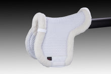 Load image into Gallery viewer, Shaped Hunter / Jumper Pad - Horsedream Importers